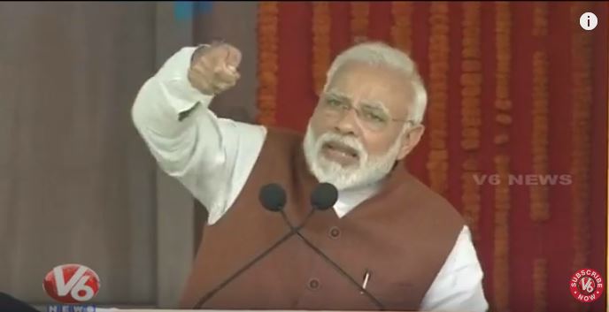 వెన్నుపోటు పొడవడంలో బాబు సీనియరే : పీఎం మోడీ