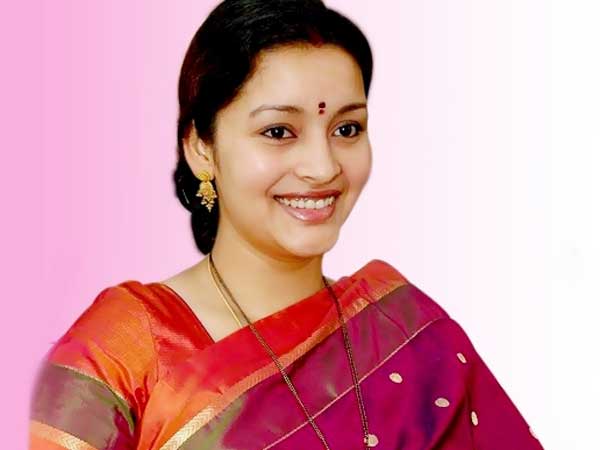 సిల్వర్ స్క్రీన్ పై రేణూ దేశాయ్ రీ ఎంట్రీ !