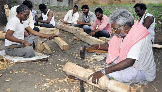 అరణ్య భవన్ ముట్టడి: విశ్వబ్రాహ్మణ, సా మిల్లర్ల ఆందోళన