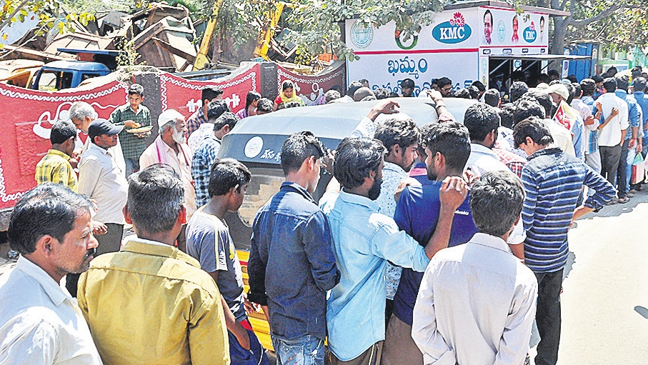 ఆకలి తీరుస్తున్న ‘అన్నపూర్ణ’