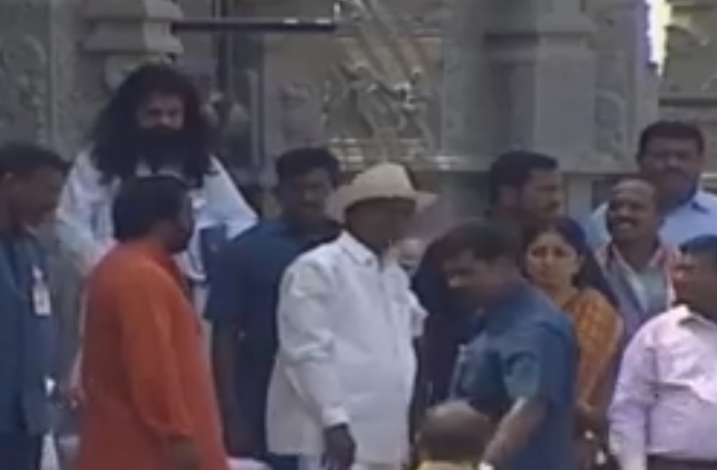 యాదాద్రి ఆలయ పనులను పరిశీలించిన కేసీఆర్