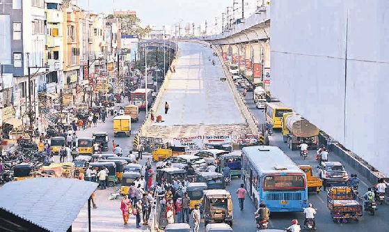 ఎల్బీనగర్ ఫ్లైఓవర్ ఓపెనింగ్ కు రెడీ