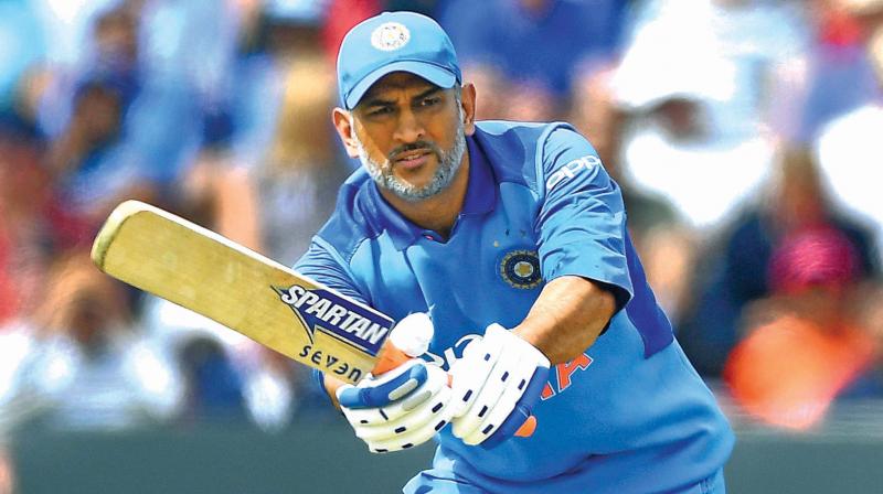 భారత్ కు ఉన్న ఏకైక ప్రత్యామ్నాయం ధోనీనే : పాంటింగ్