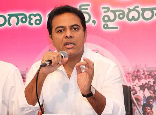 ఆంధ్రా పోలీసులకు తెలంగాణలో పనేంటి: కేటీఆర్