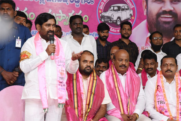 ఆ ధైర్యం, దమ్మూ ఉంటే ఉత్తమ్ రాజీనామా చేయాలి.: జగదీశ్ రెడ్డి