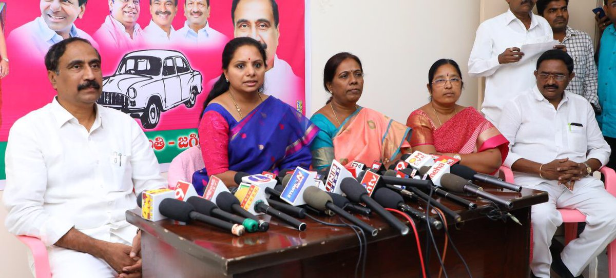 దేవుడికి కూడా టోపీ పెట్టే పార్టీ బీజేపీ: ఎంపీ కవిత