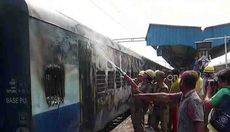 తపస్విని ఎక్స్‌ప్రెస్‌లో అగ్నిప్రమాదం