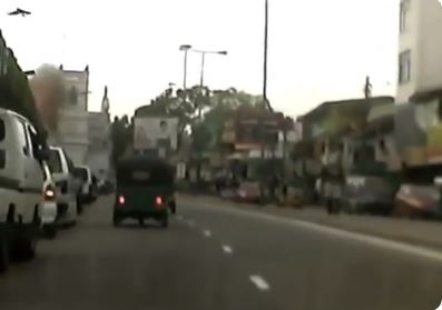 కొలంబో చర్చిలో బ్లాస్ట్ – లైవ్ వీడియో