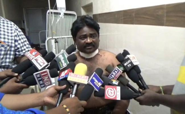 వివాహిత ప్రేమాయణం…తండ్రి గొంతు కోసిన ప్రియుడు