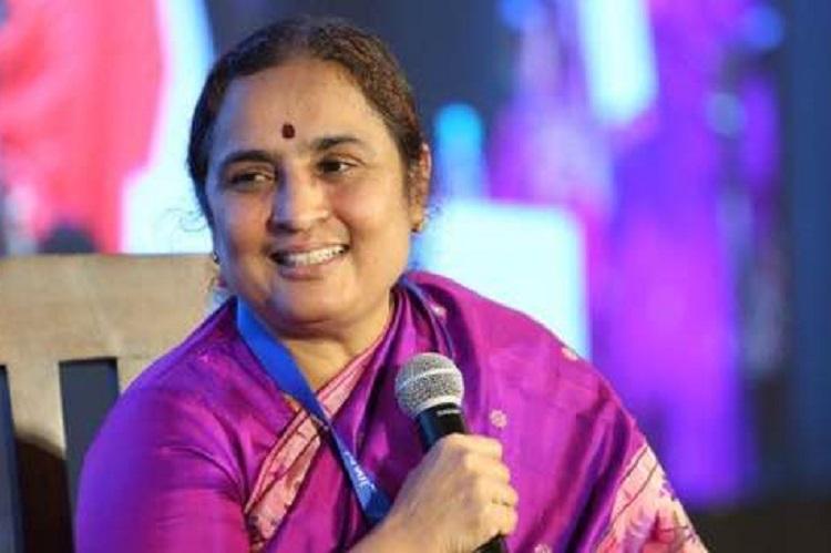 BJPలో చేరిన మాజీ IAS రత్నప్రభ