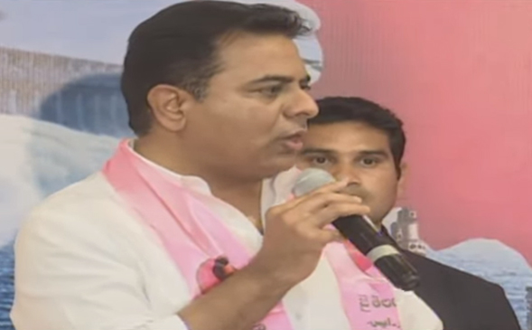 అంబేద్కర్ విధానాలతోనే KCR ఉద్యమించారు : KTR