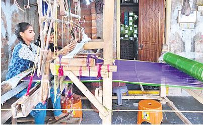 ఉప్పాడ పట్టు చీరలకు కేరాఫ్ బంగ్లాదేశ్