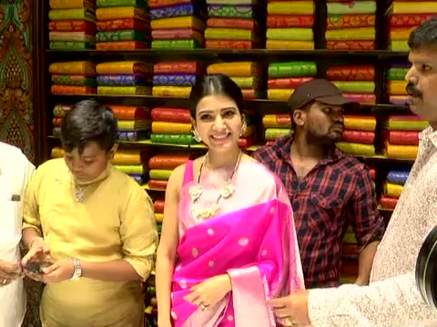 కామారెడ్డిలో మెరిసిన సమంత