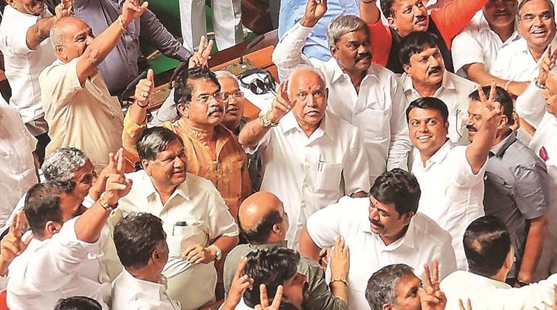 యెడ్యూరప్పతో పాటు ఇద్దరు డిప్యూటీ సీఎంలు!
