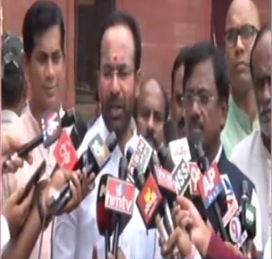 కాకా తనయుడు వివేక్ రాకతో బీజేపీ బలపడింది : కిషన్ రెడ్డి