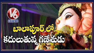 Balapur Ganesh Moving Ears And Closing Eyes, Attracts Huge Crowd