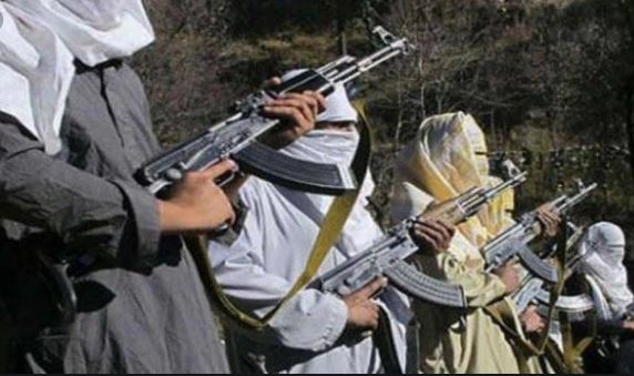 వాళ్లలో వాళ్లే తన్నుకుంటున్న టెర్రరిస్టులు