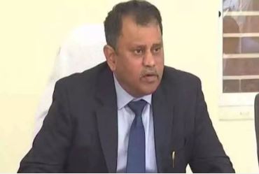 ఏపీలో ఇద్దరు ఐఏఎస్ అధికారుల అభిశంసన