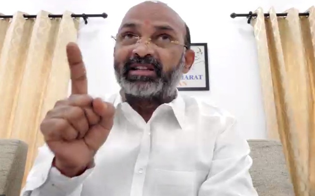 ఐటీఐఆర్ ప్రాజెక్టు అమలు కాకపోవడానికి ప్రభుత్వ నిర్లక్ష్యమే కారణం