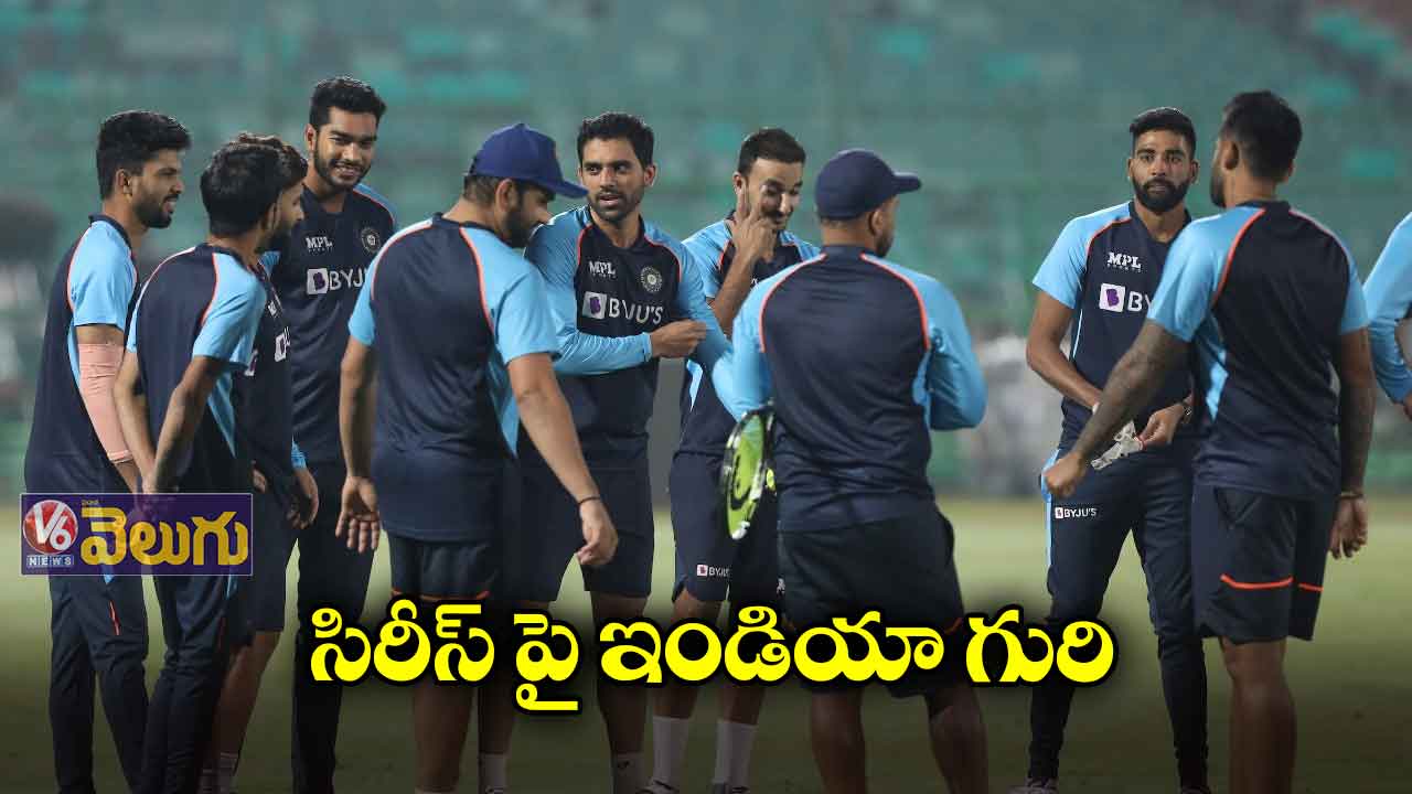 జోరులో టీంఇండియా.. ఒత్తిడిలో కివీస్