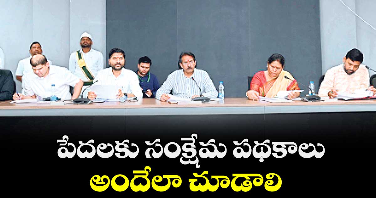 పేదలకు సంక్షేమ పథకాలు అందేలా చూడాలి : సహాయ మంత్రి హర్ష్ మల్హోత్రా